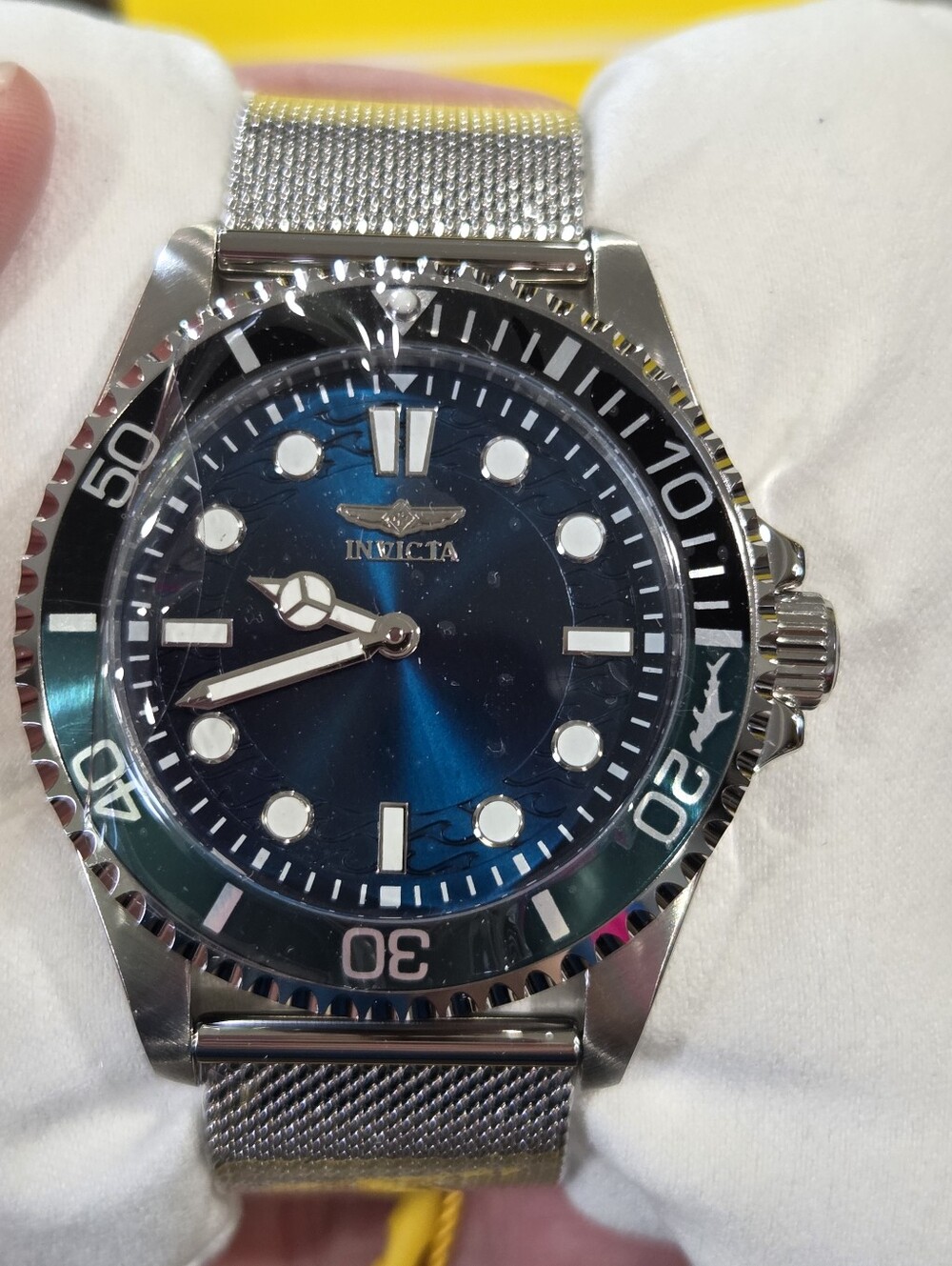 New In Box Invicta Watch Mens 49686